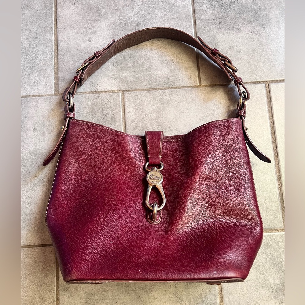 Dooney & Bourke/ Florentine Logo Lock Shoulder Bag/ Bordeaux